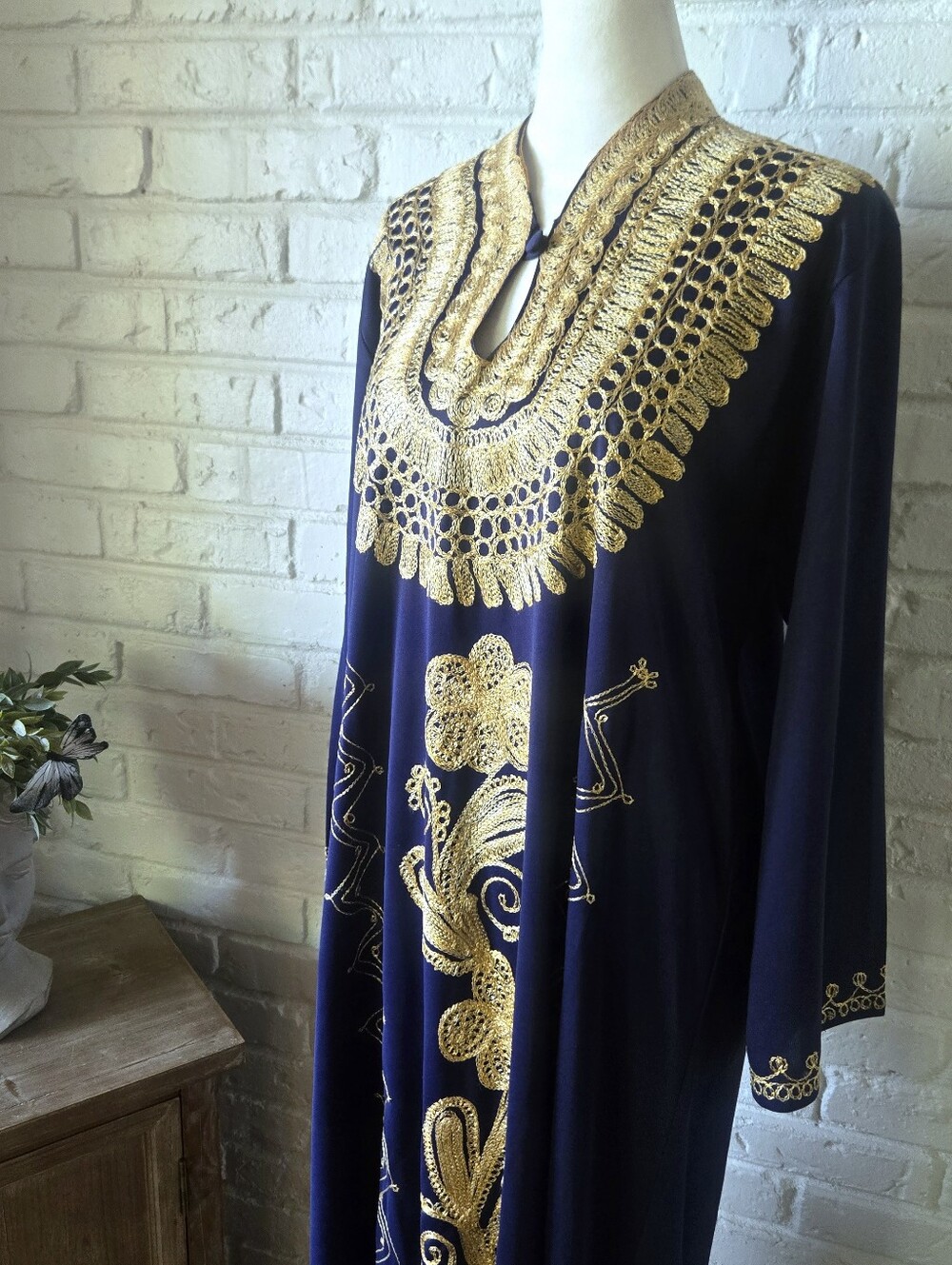 Vtg Embroided Moroccan Caftan, Maxi Dress, Navy & Gold, Travel, Party, One Size - Picture 8 of 11